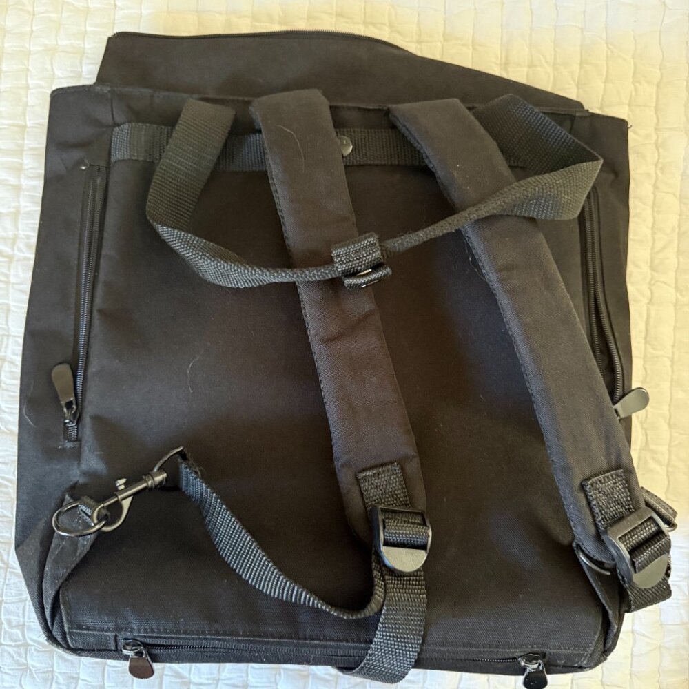 Lo & Sons Travel Backpack - Picture 3 of 4
